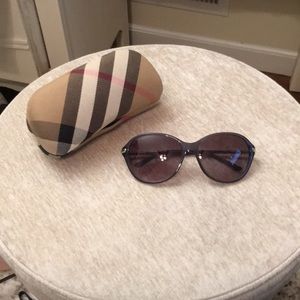 Burberry sunglasses
